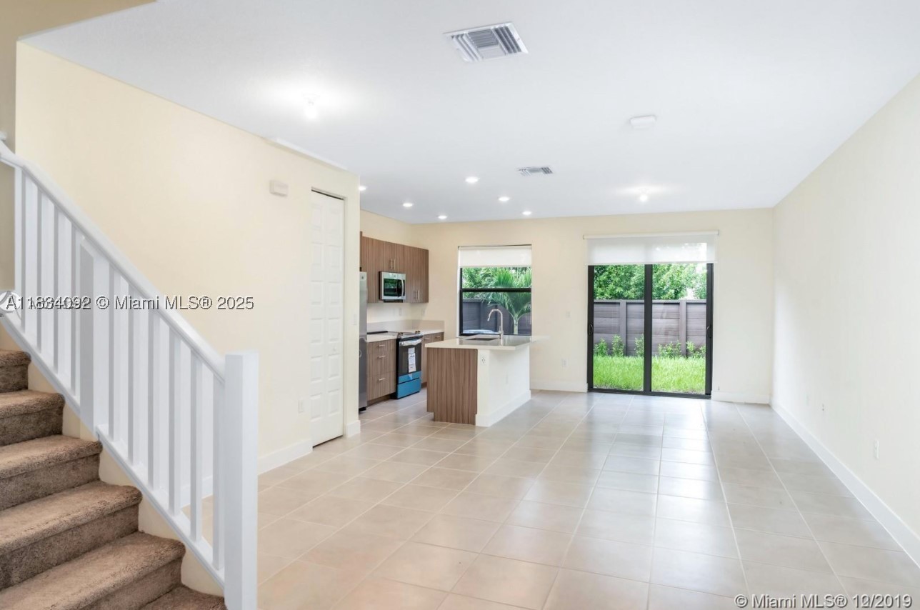 Miami Lakes photo 3