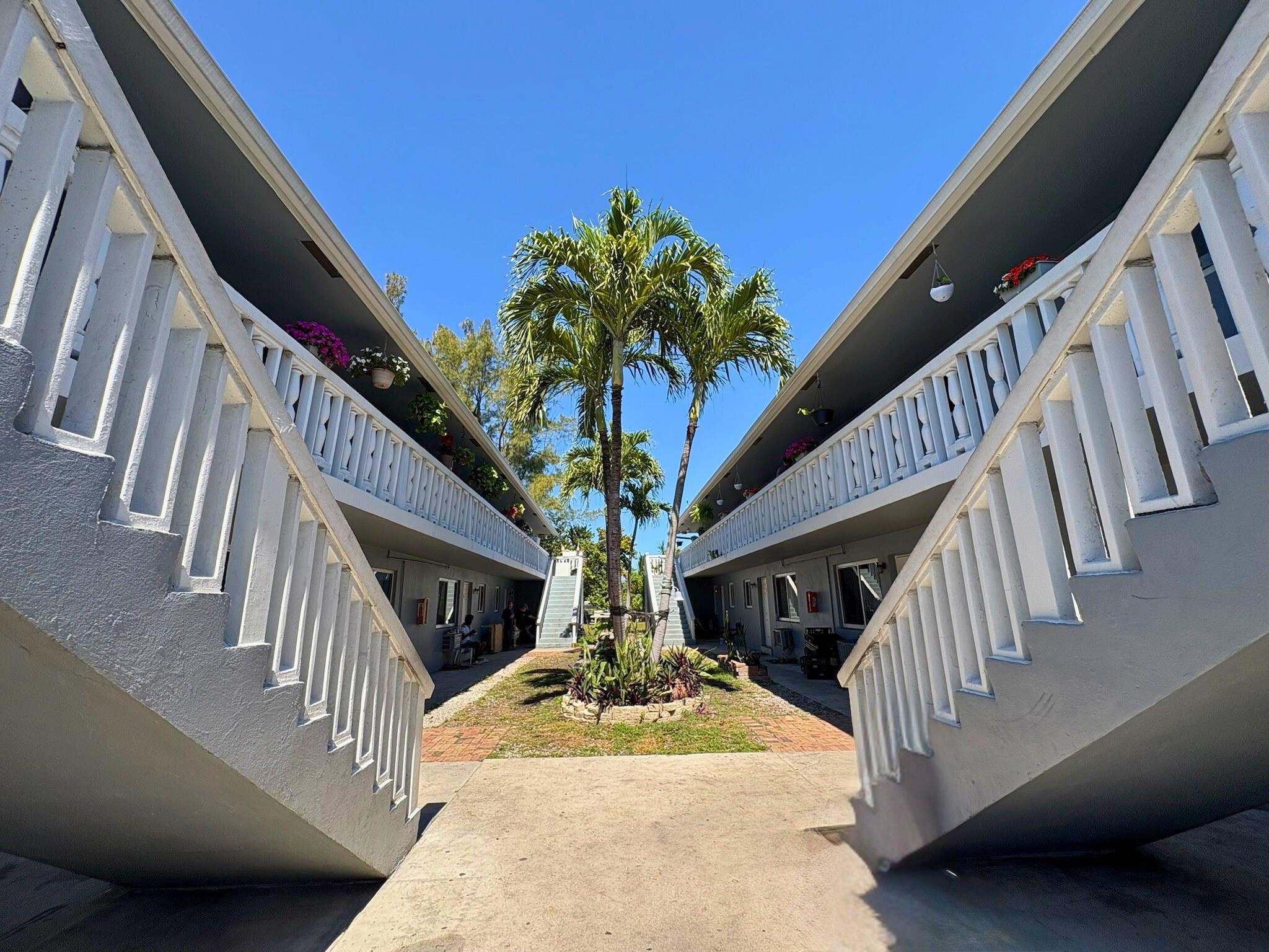 Fort Lauderdale photo 2