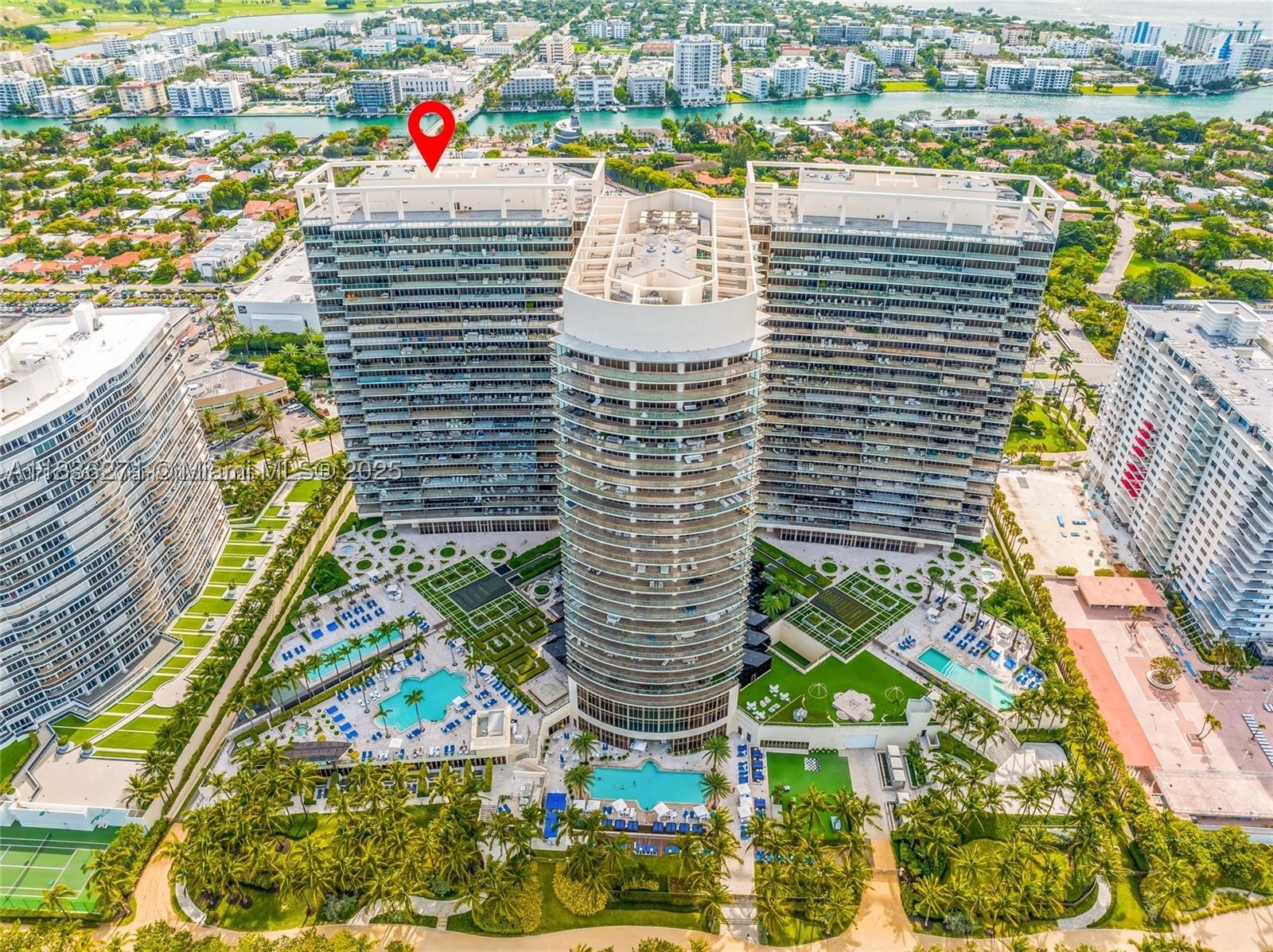 Bal Harbour photo 2