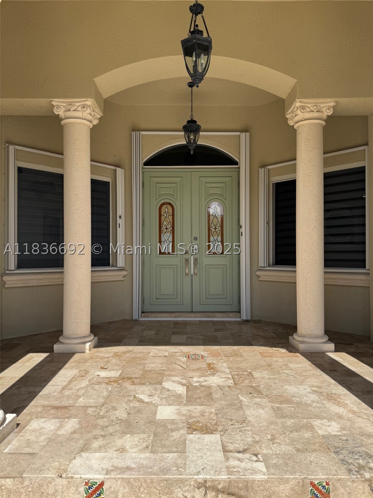Pinecrest photo 5