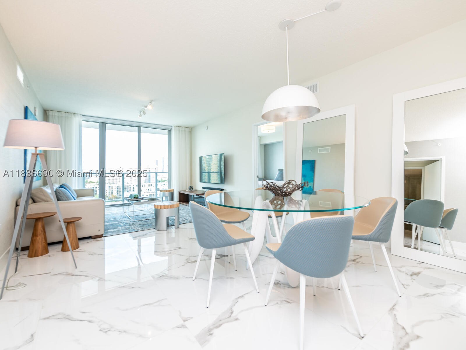 Sunny Isles Beach photo 3