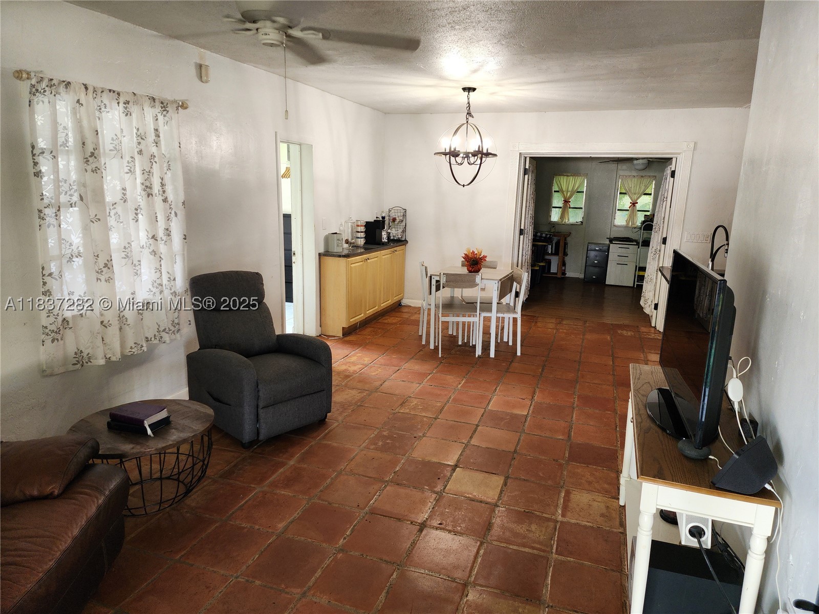 Hialeah photo 4