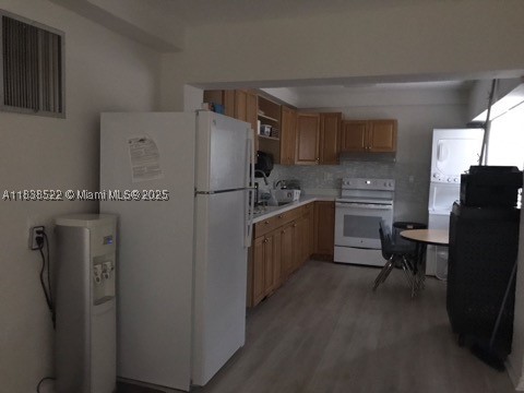 North Miami photo 3