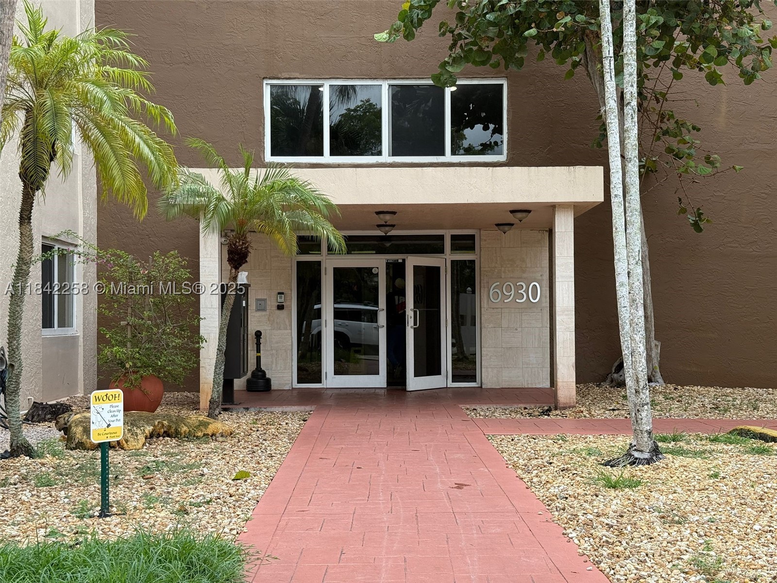 Hialeah photo 2