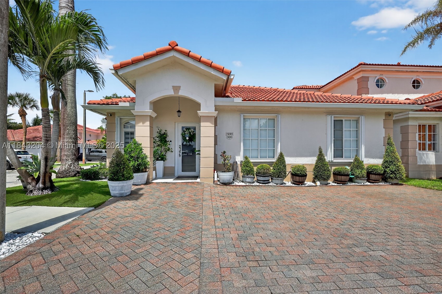 Hialeah photo 1