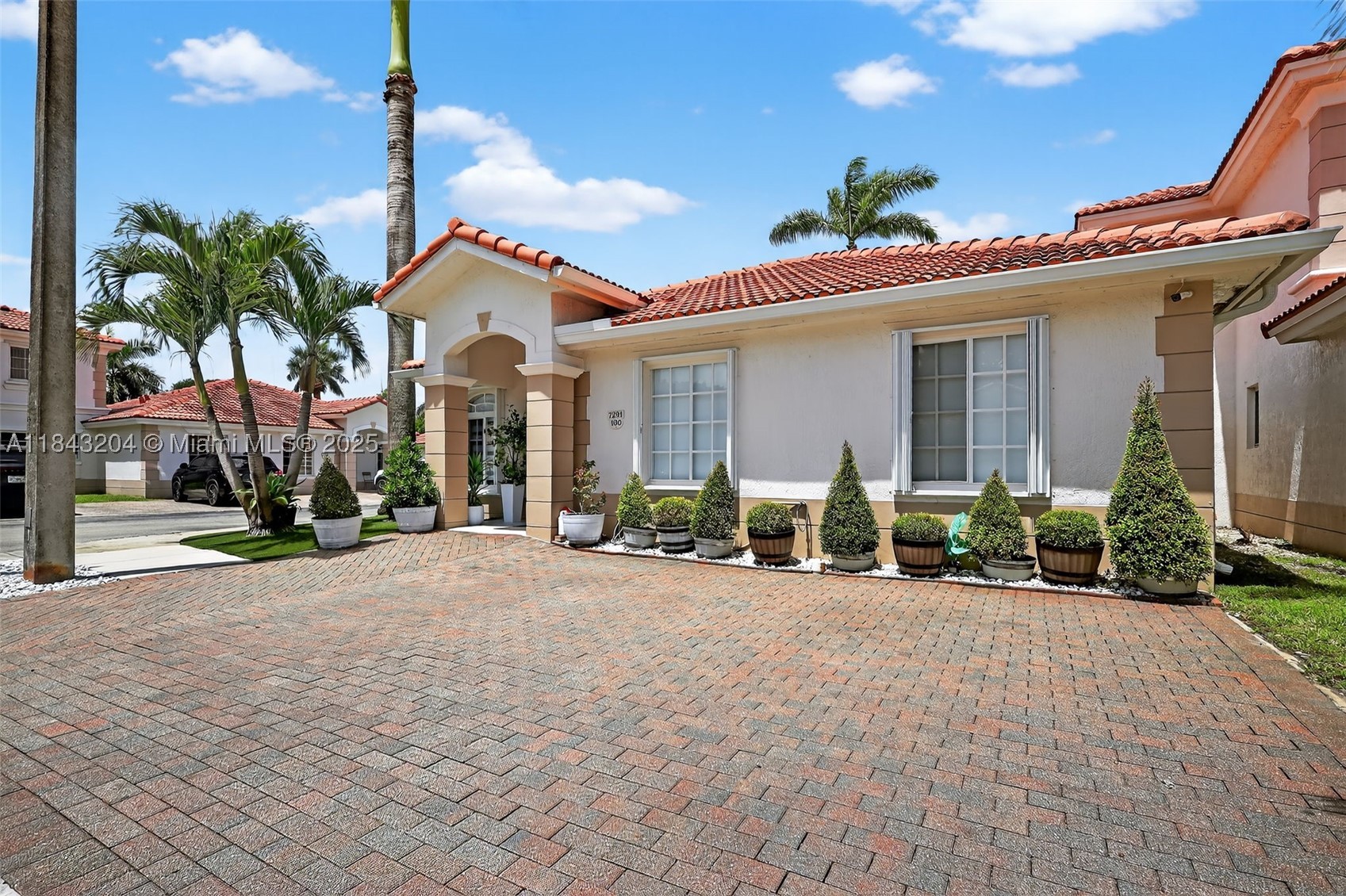 Hialeah photo 2