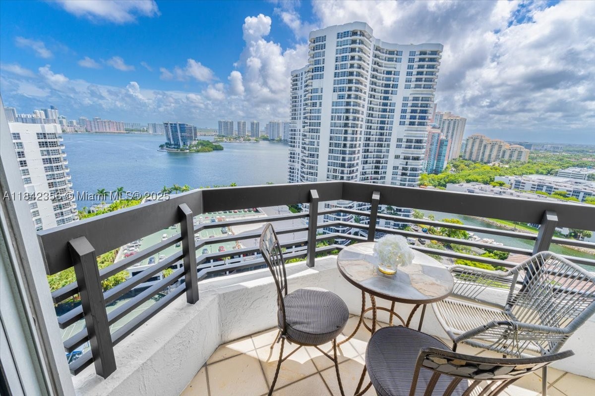 Aventura photo 4