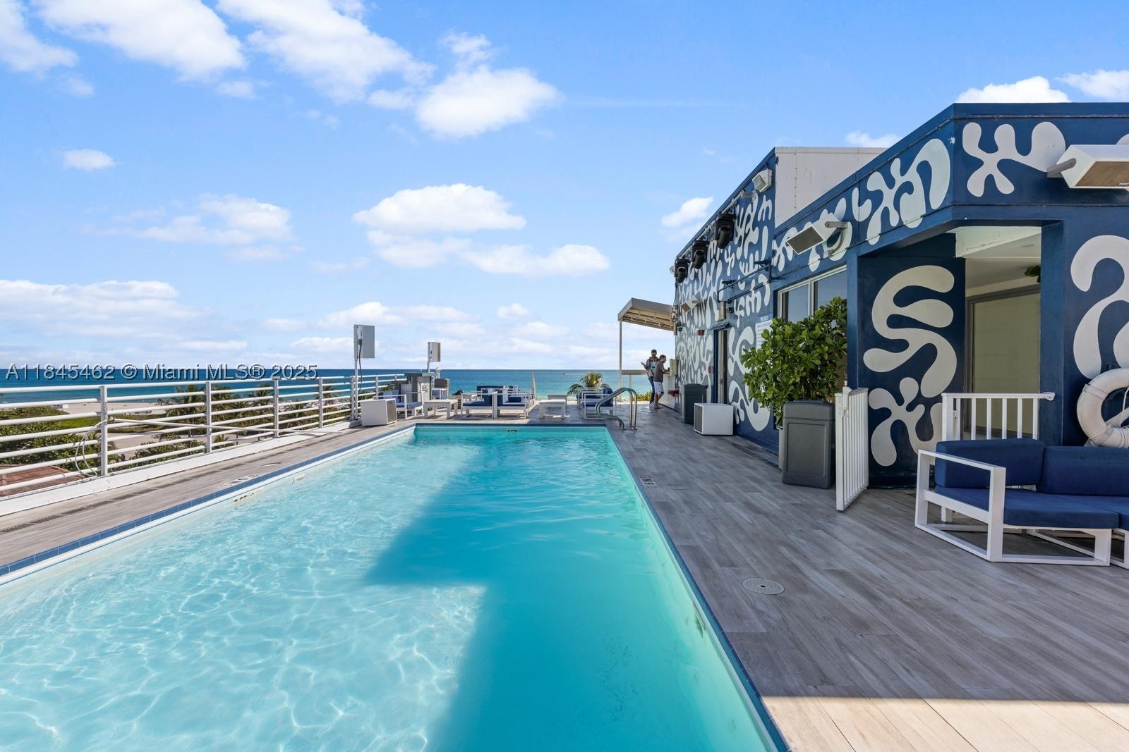 Miami Beach photo 2