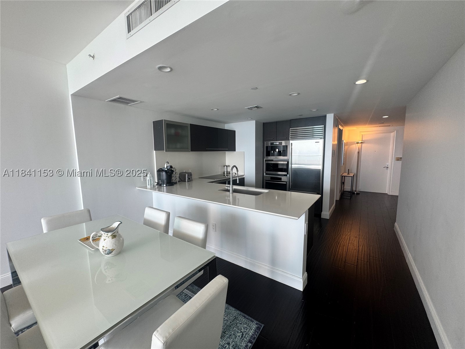 Sunny Isles Beach photo 3