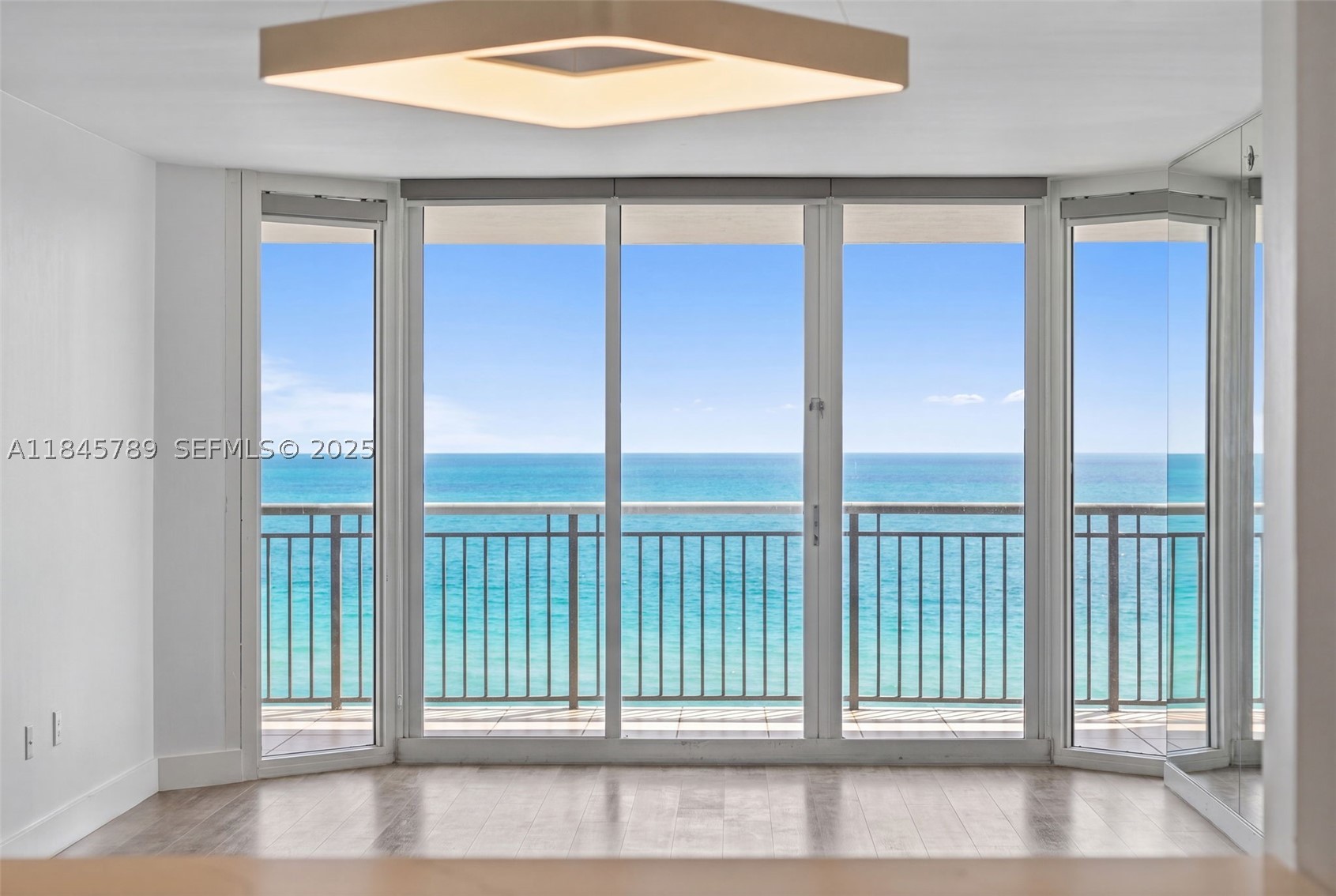 Sunny Isles Beach photo 1