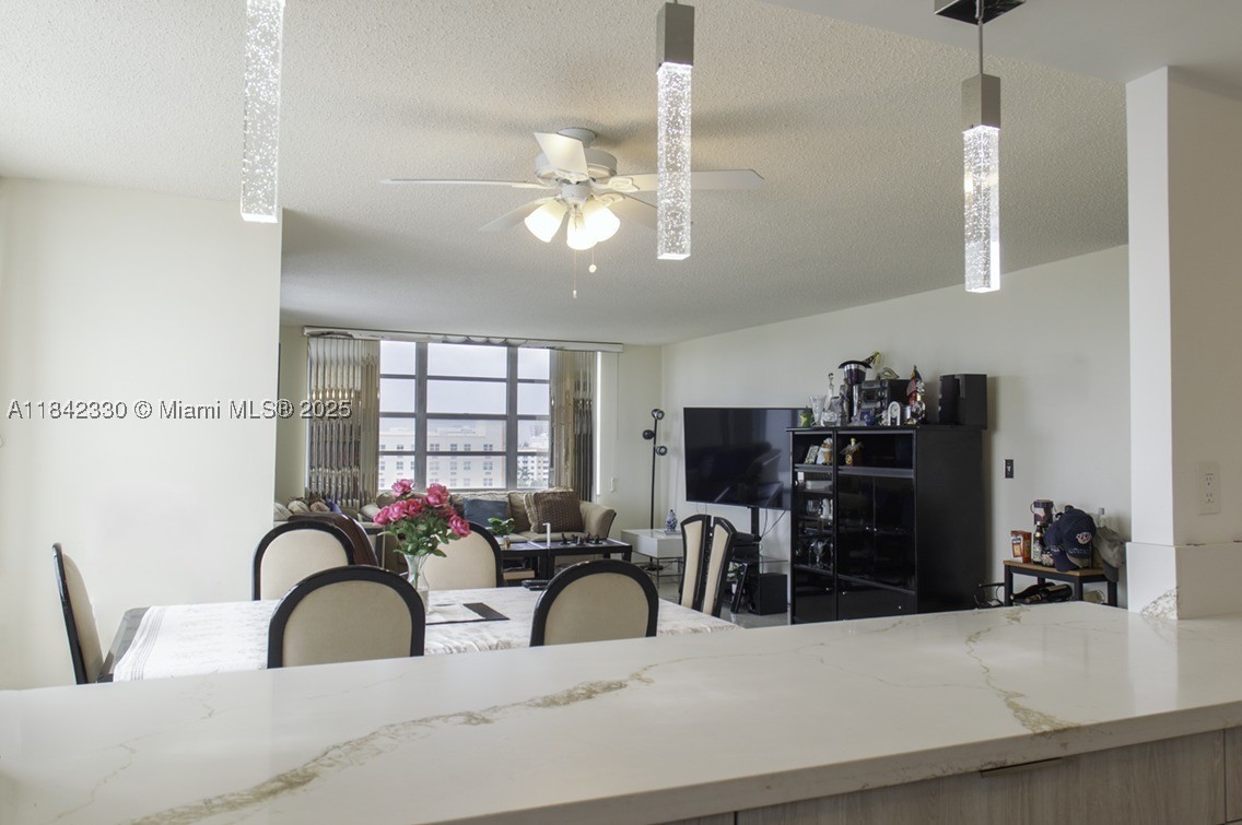 Aventura photo 3