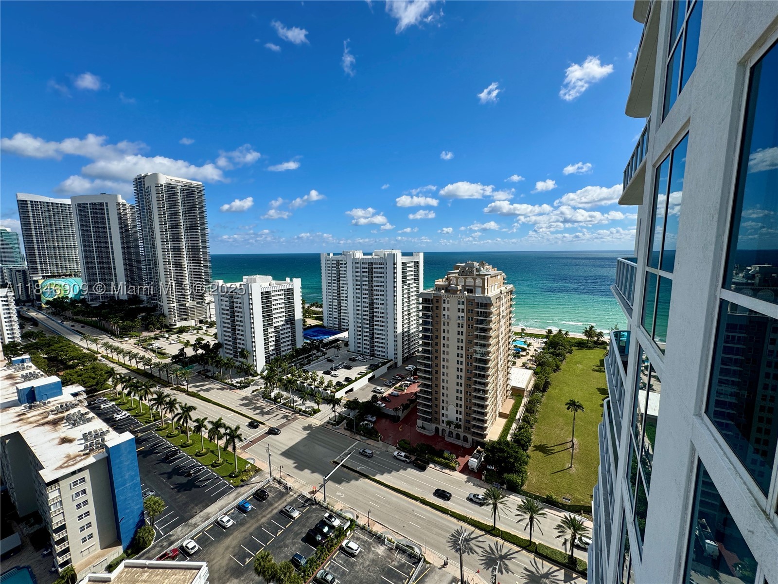 Hallandale Beach photo 3