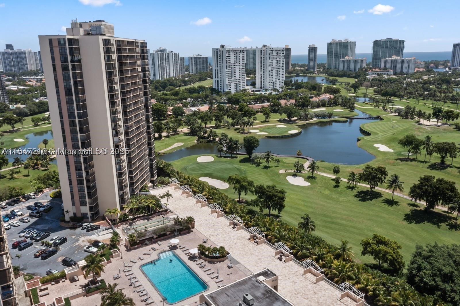 Aventura photo 3