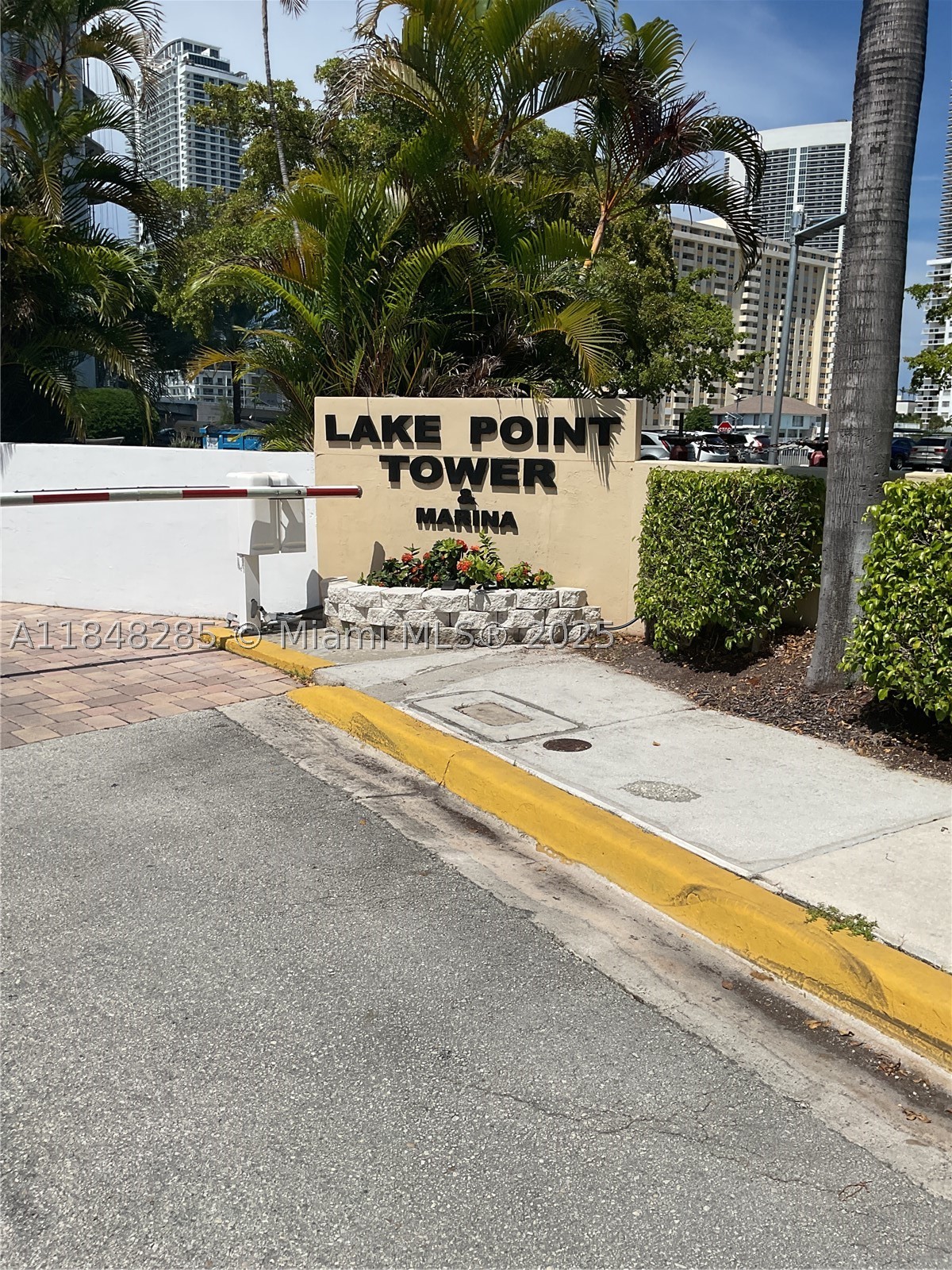 Hallandale Beach photo 1