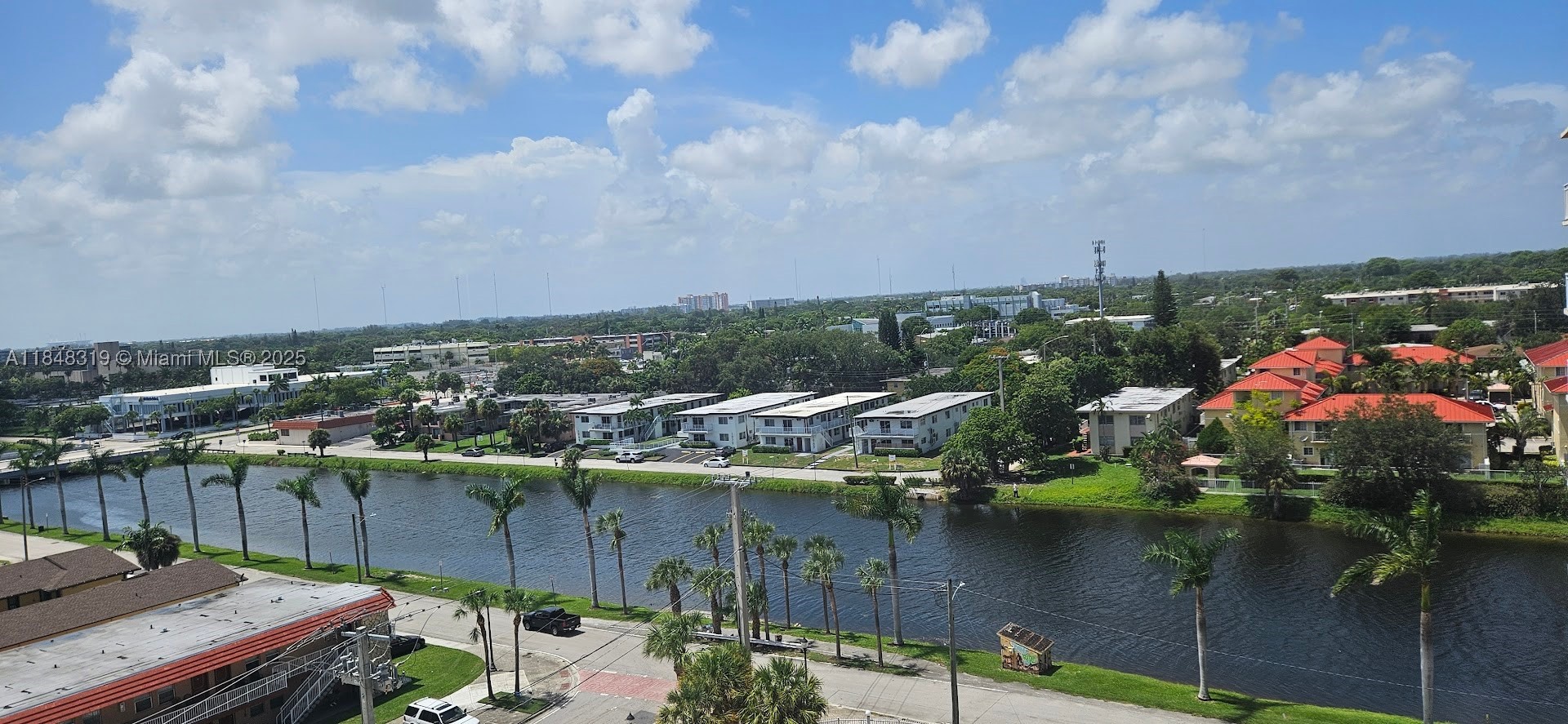 North Miami Beach photo 1
