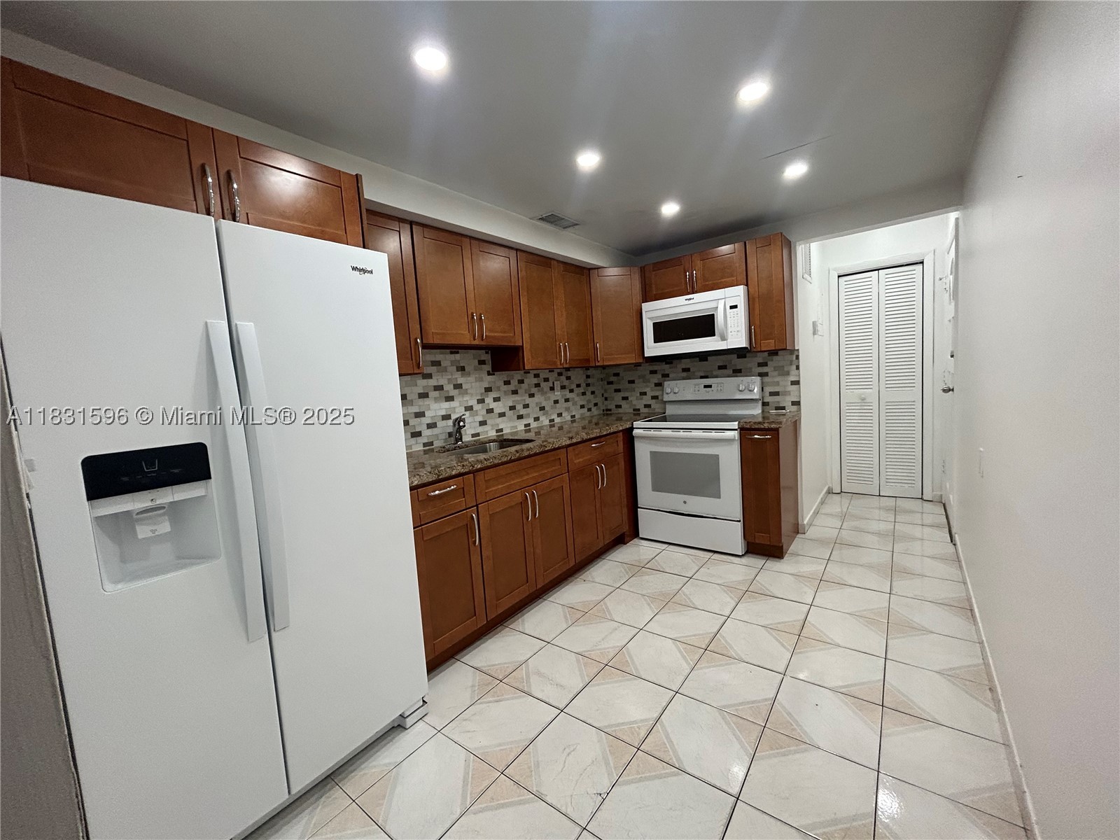 Bay Harbor Islands photo 2