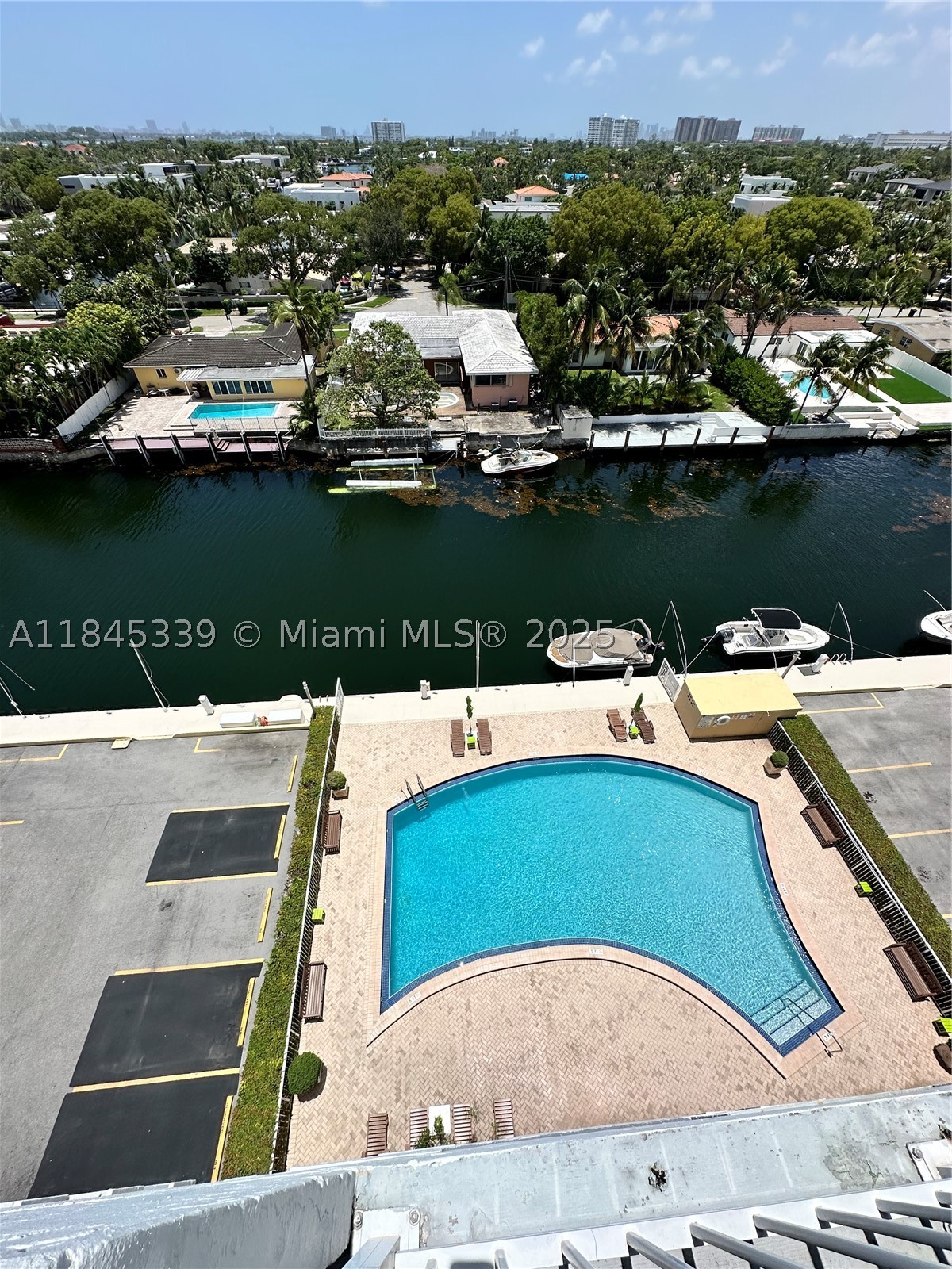 North Miami photo 1