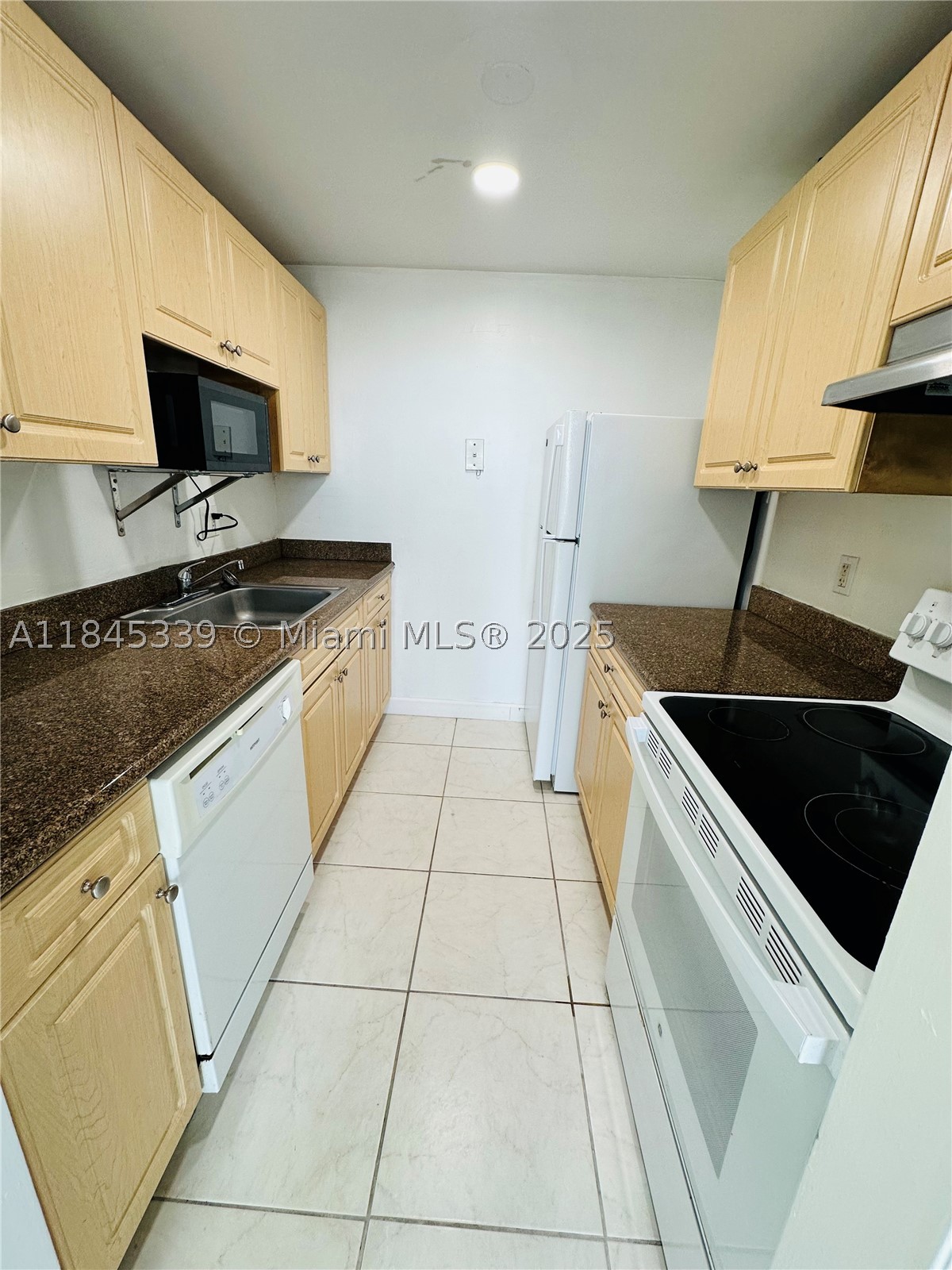North Miami photo 5