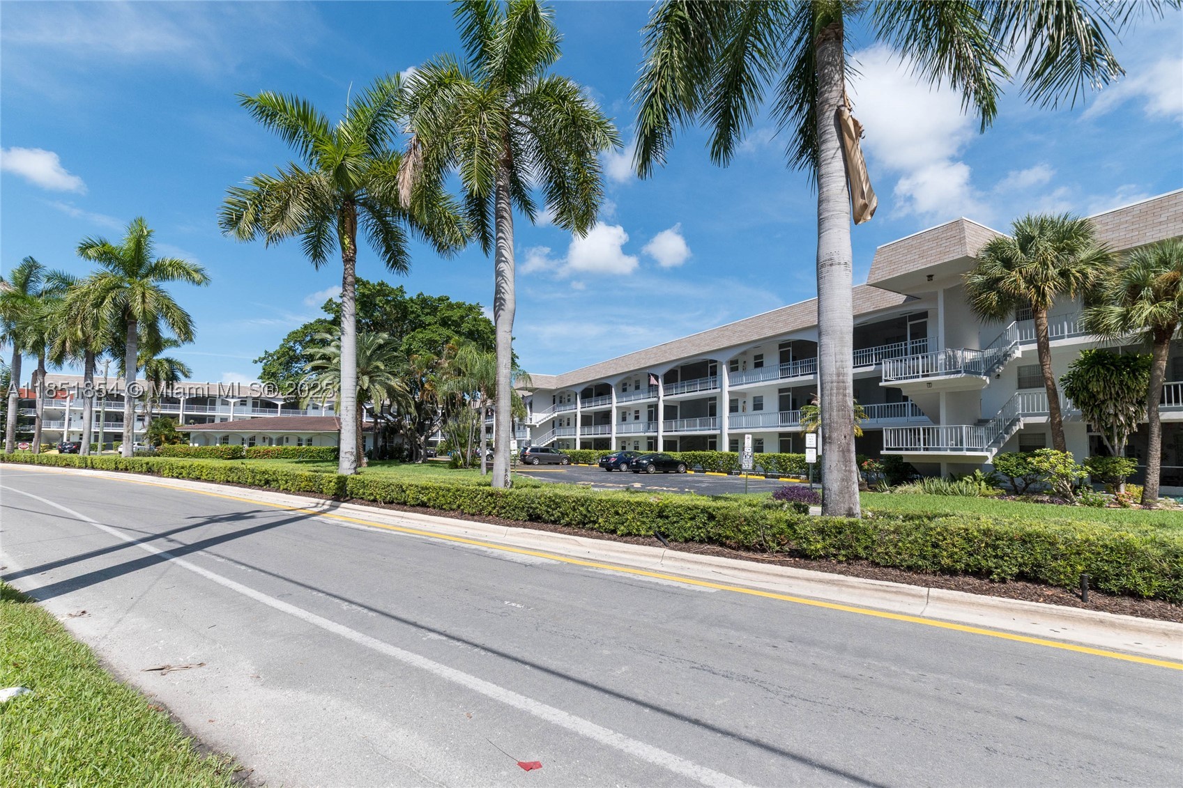 Hallandale Beach photo 1
