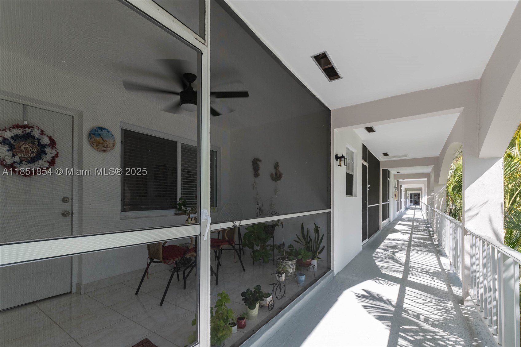 Hallandale Beach photo 2