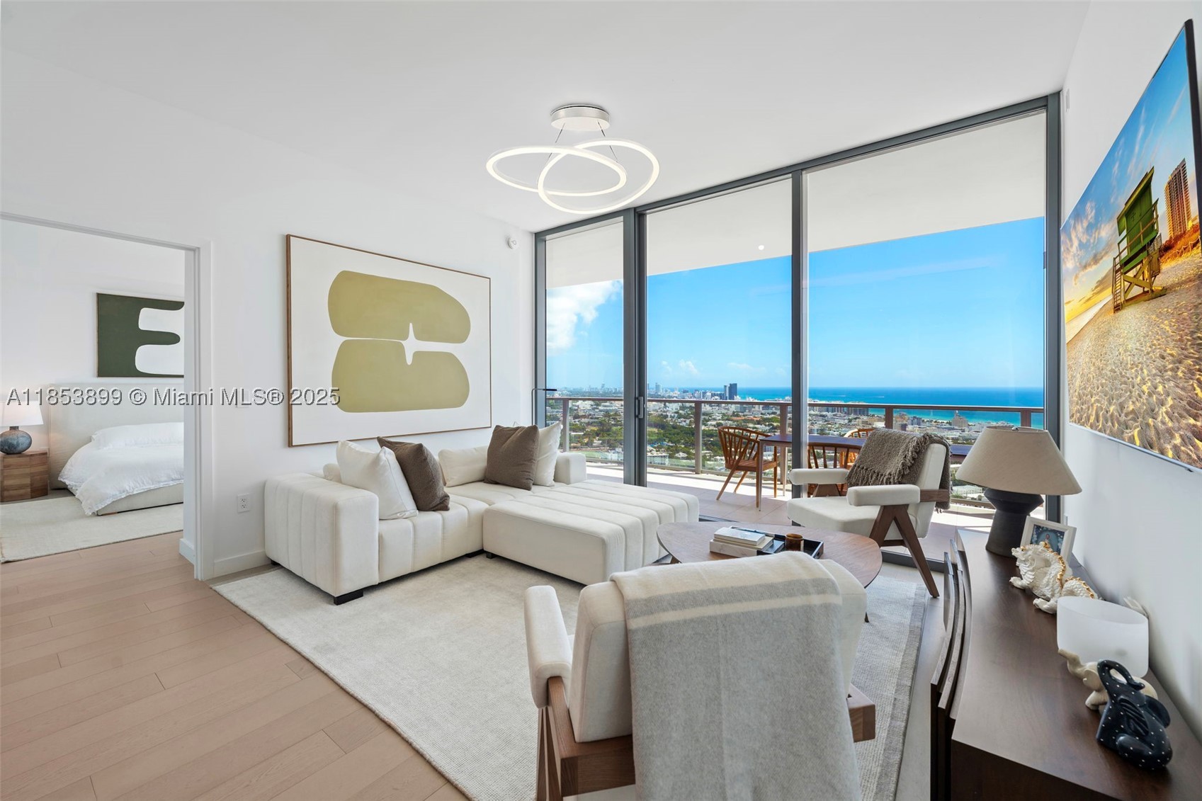 Miami Beach photo 2
