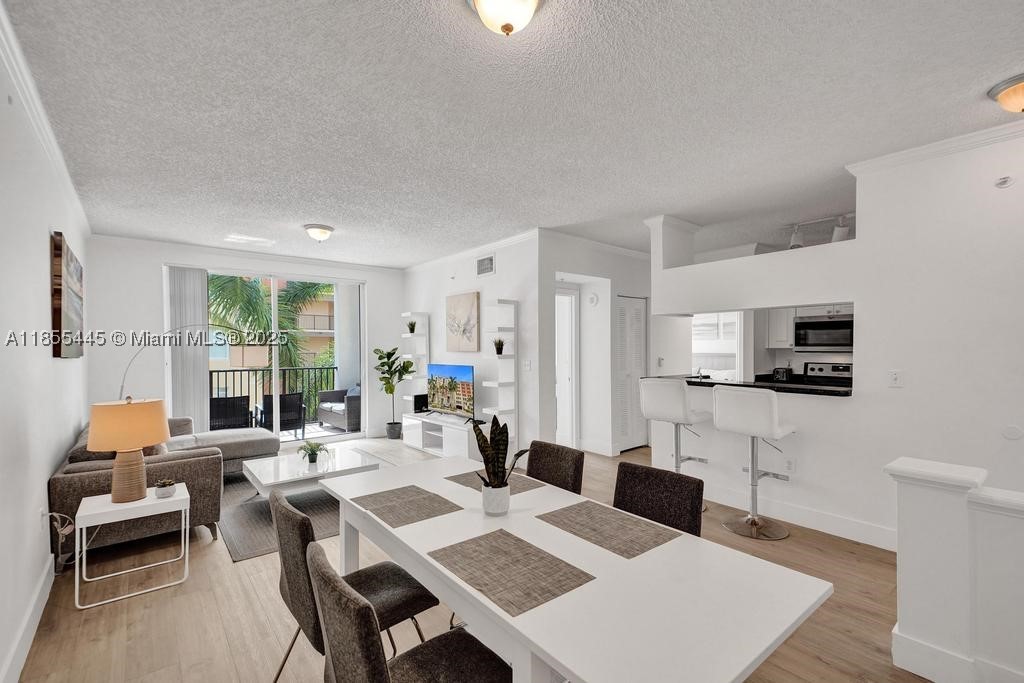 Sunny Isles Beach photo 2