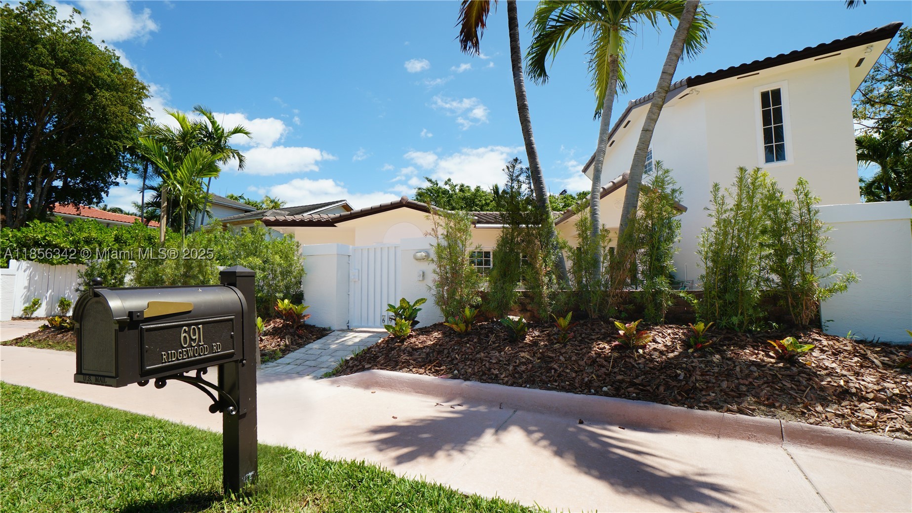 Key Biscayne photo 3