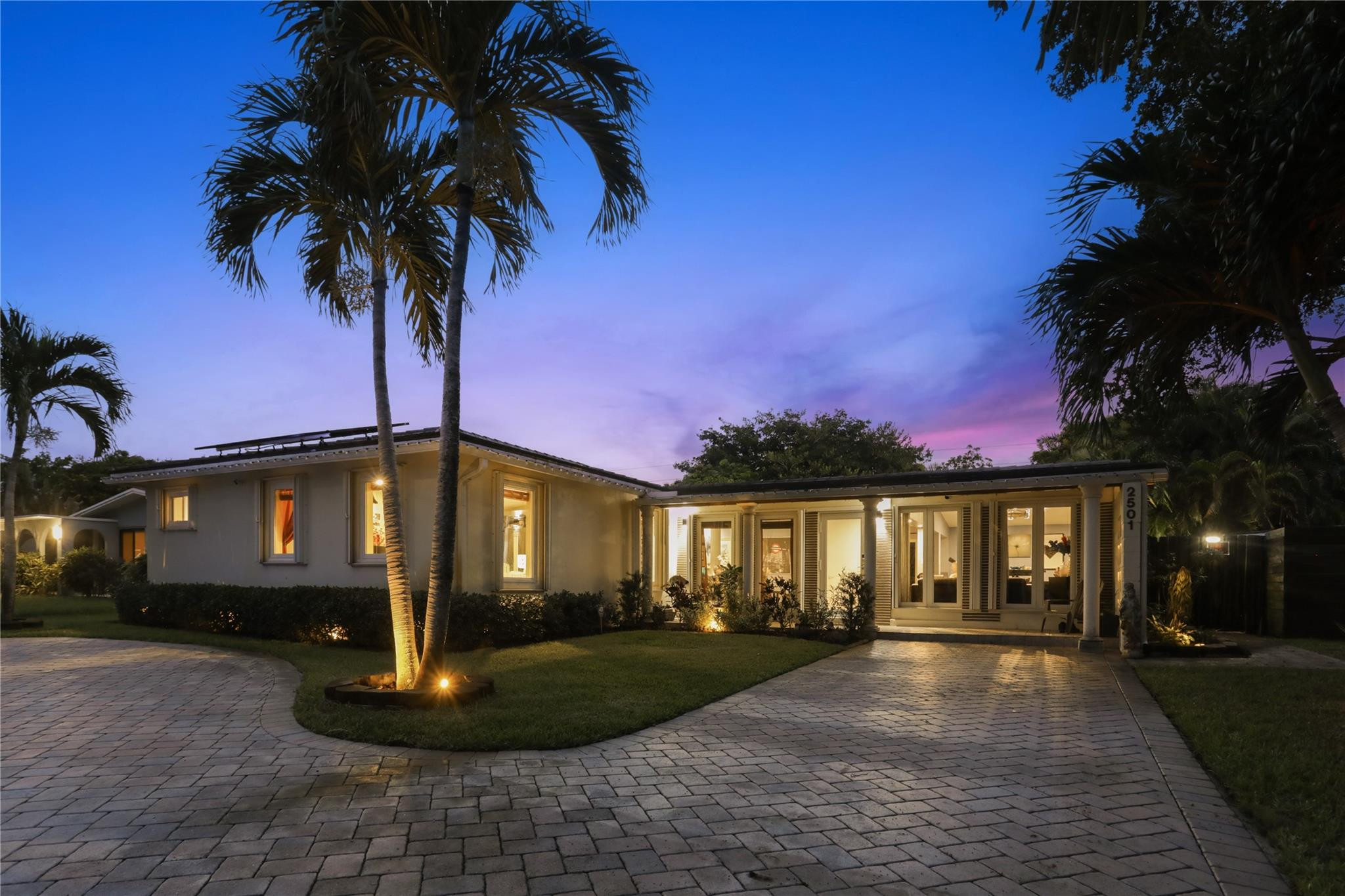 Wilton Manors photo 1