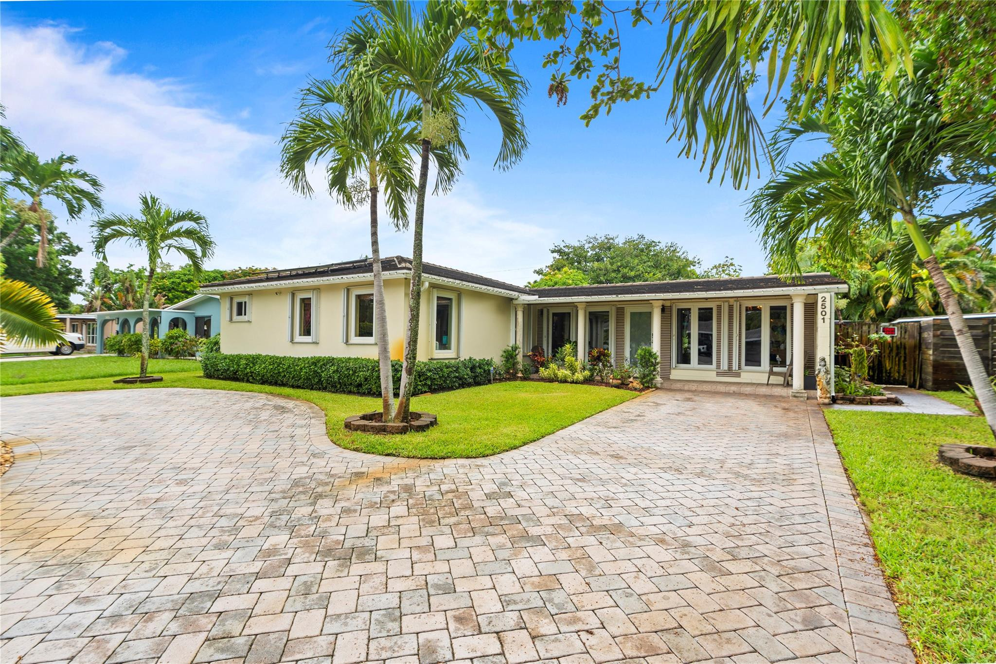 Wilton Manors photo 5