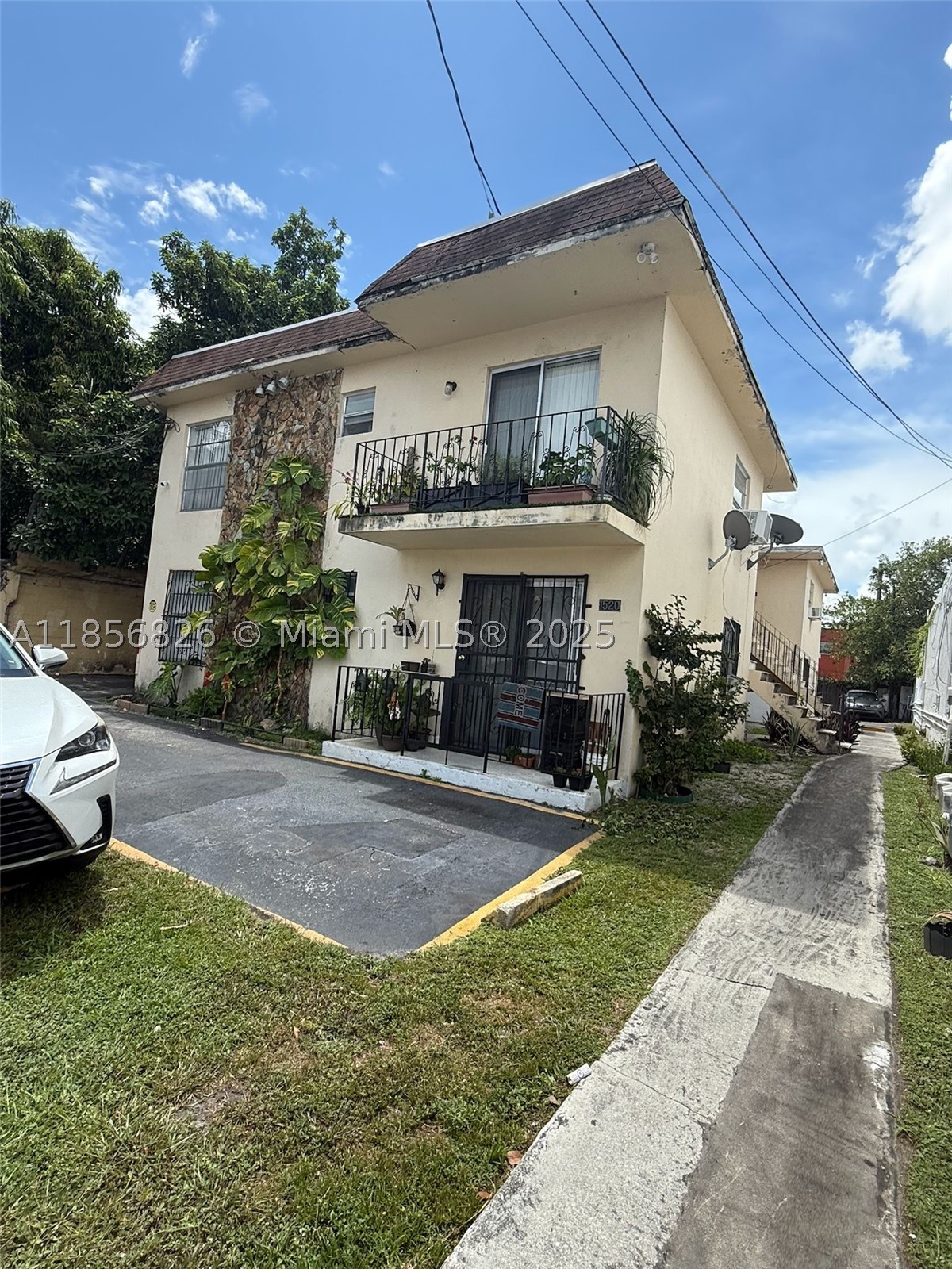 Miami photo 1