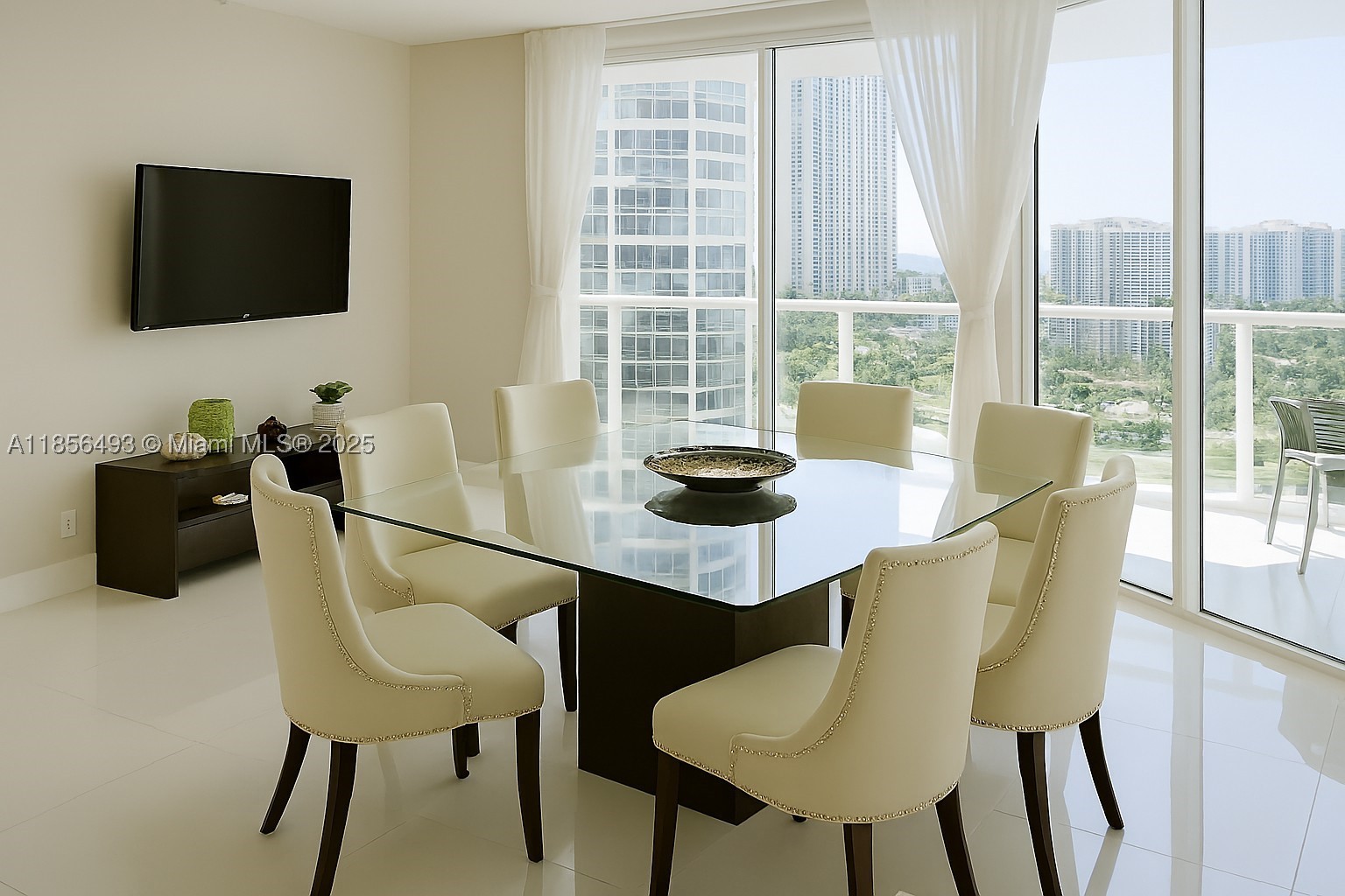 Sunny Isles Beach photo 3
