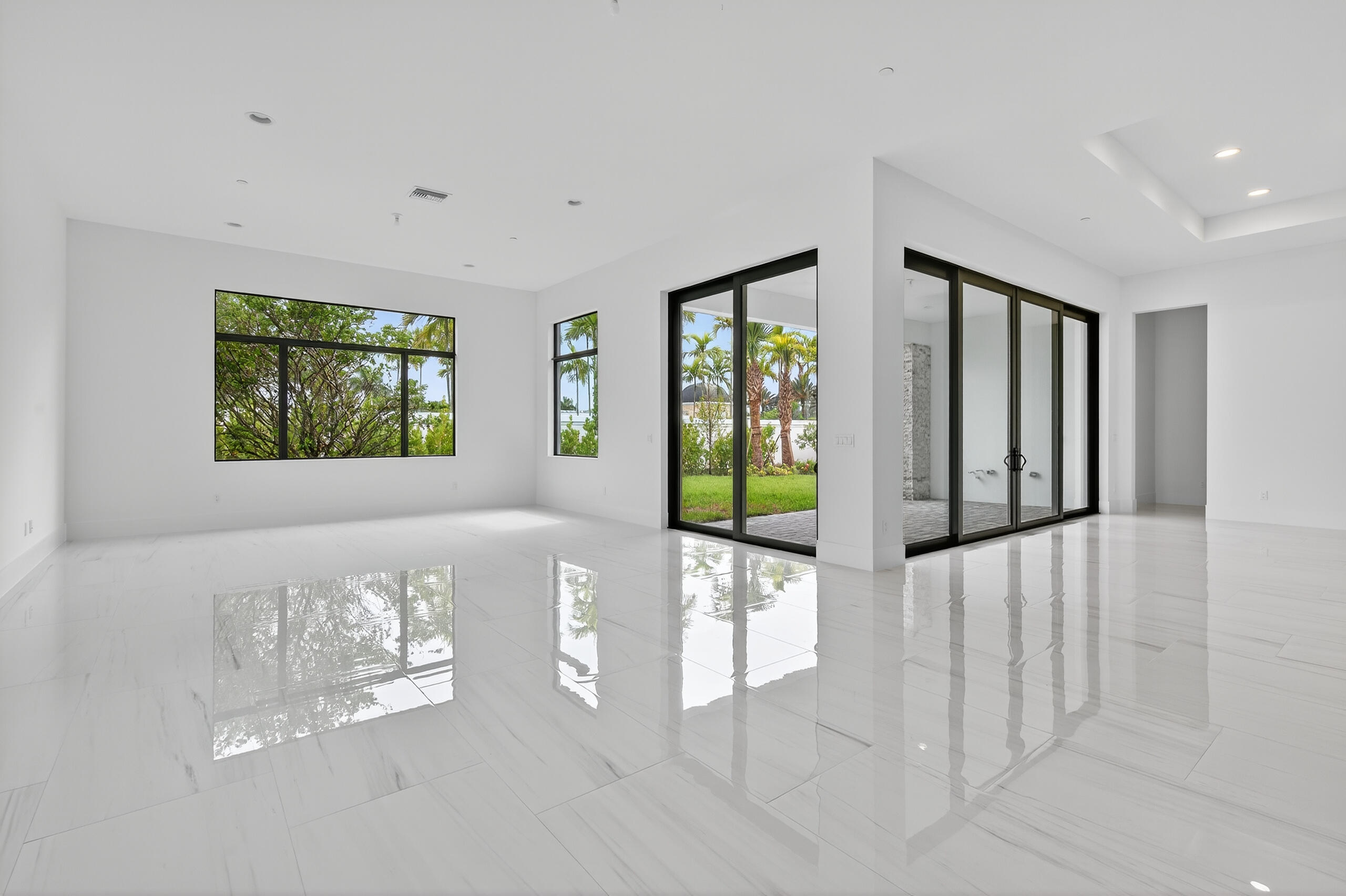 Palm Beach Gardens photo 3