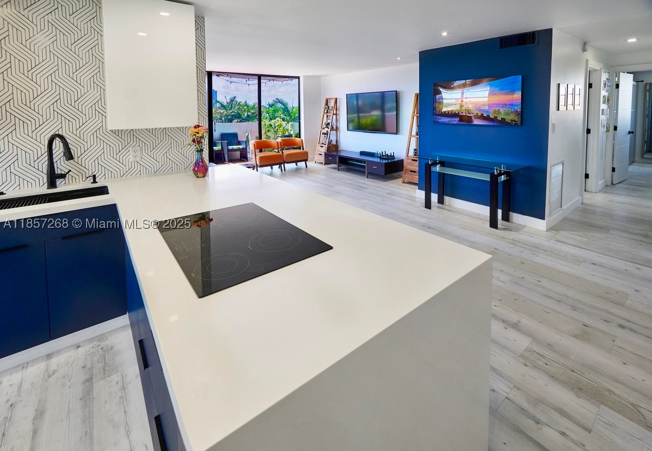 North Miami Beach photo 5