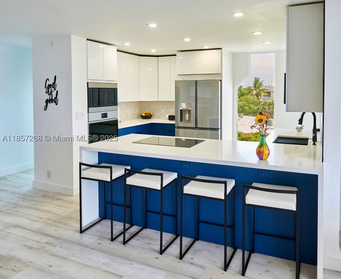 North Miami Beach photo 2