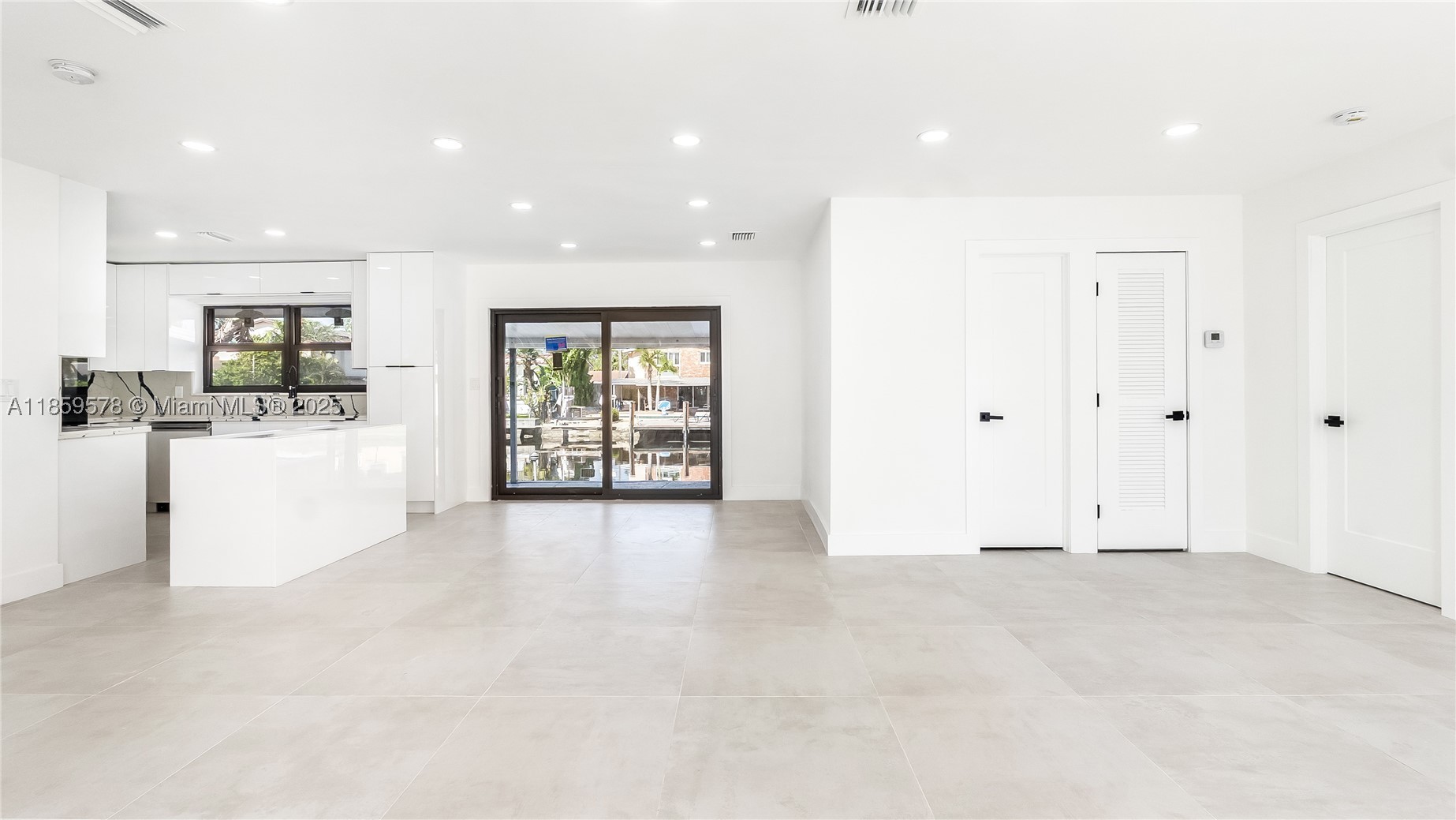 Wilton Manors photo 5