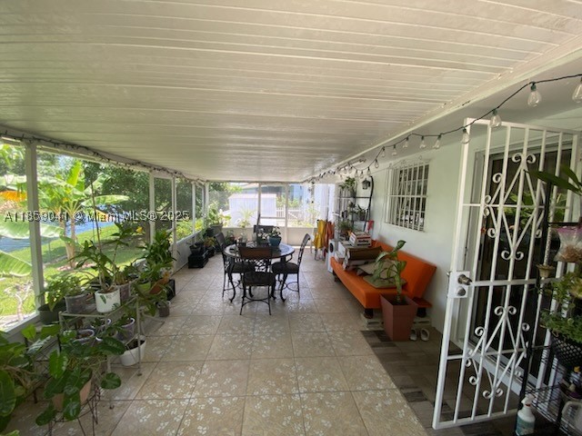 Homestead photo 4