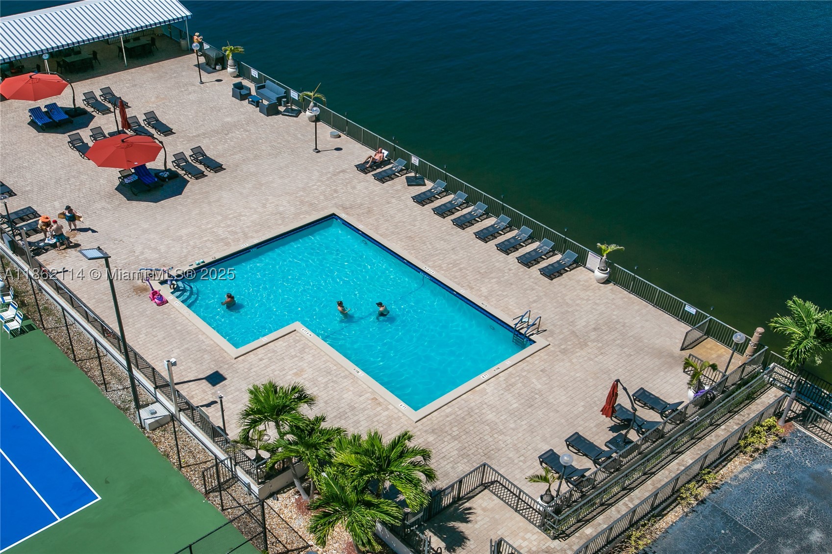 Hallandale Beach photo 5