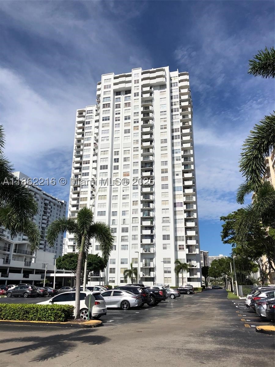 Aventura photo 5