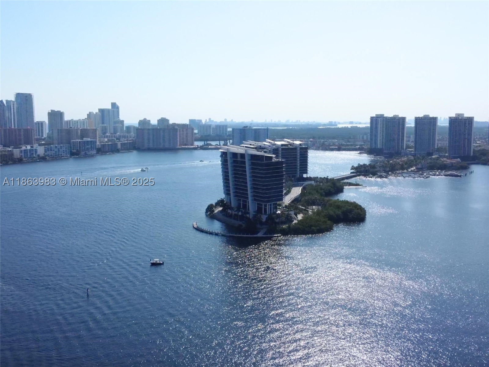 Aventura photo 1