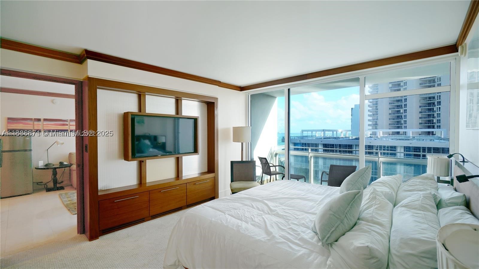 Miami Beach photo 4