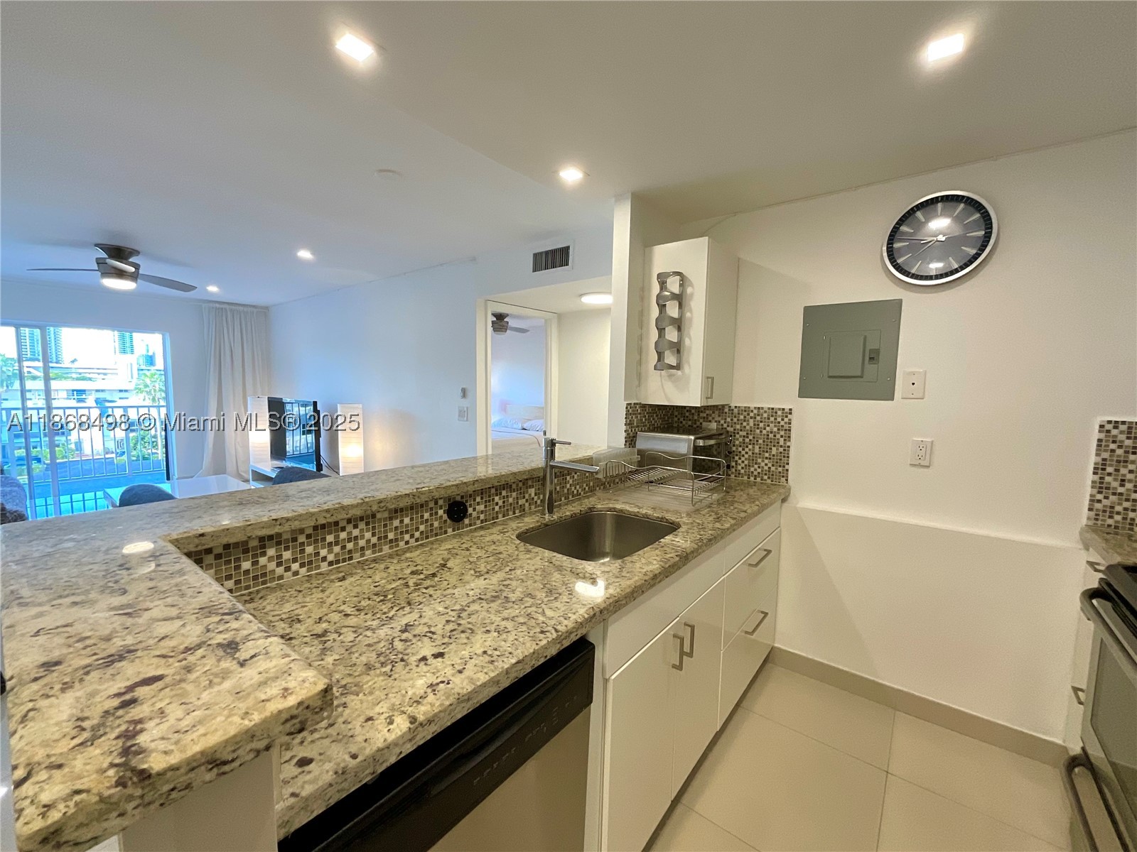 North Miami Beach photo 5