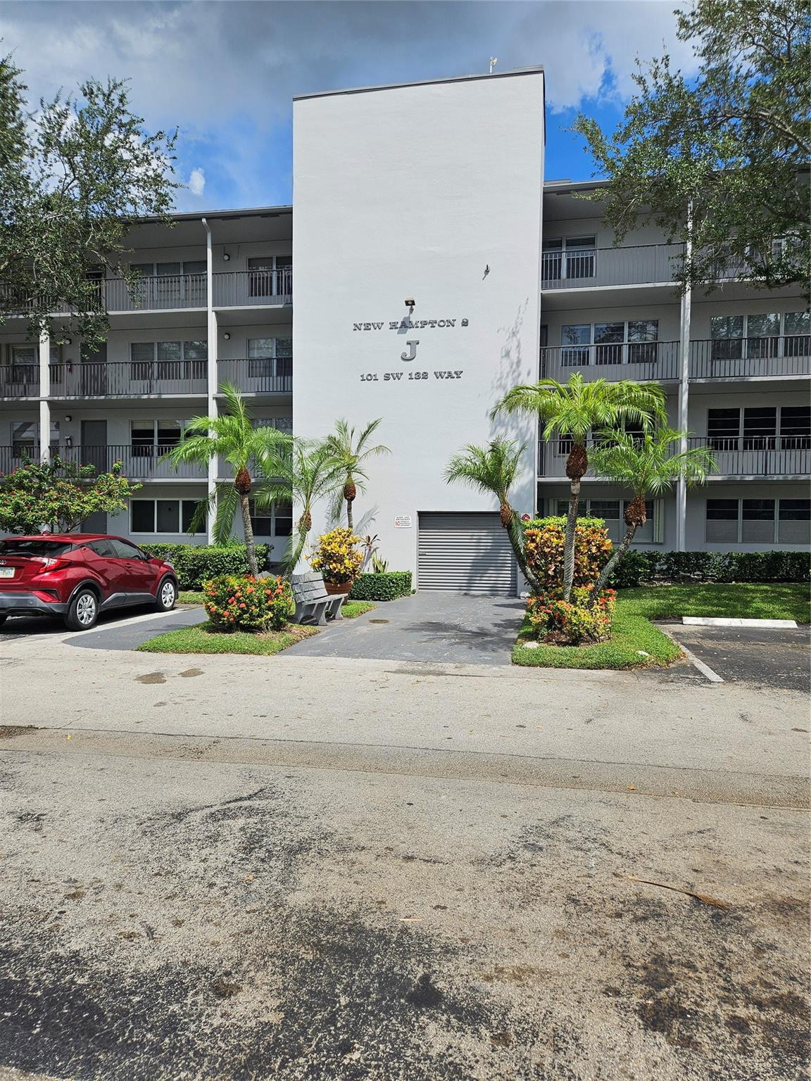 Pembroke Pines photo 1