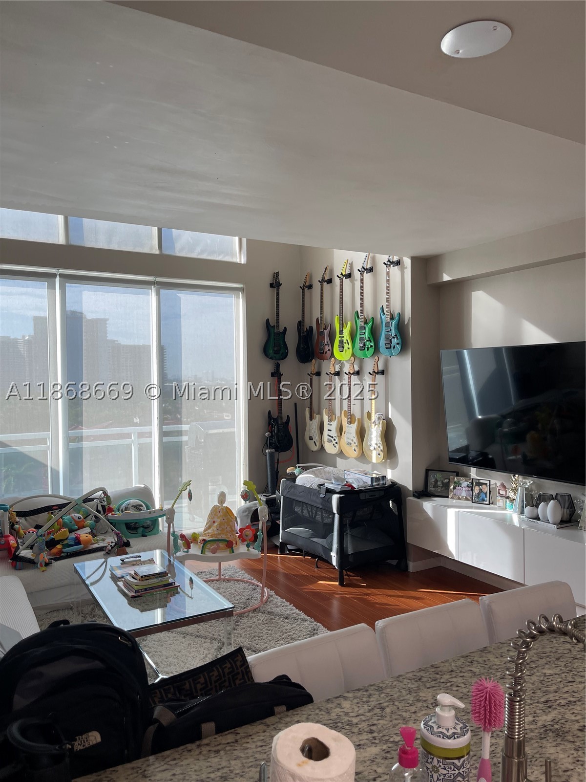 Aventura photo 2