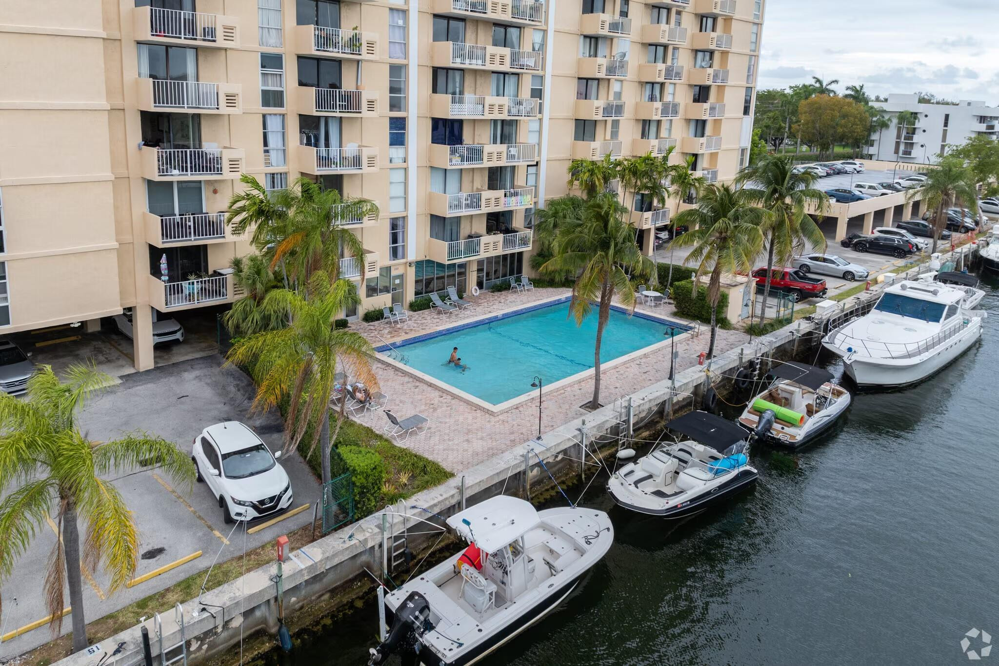 North Miami photo 5
