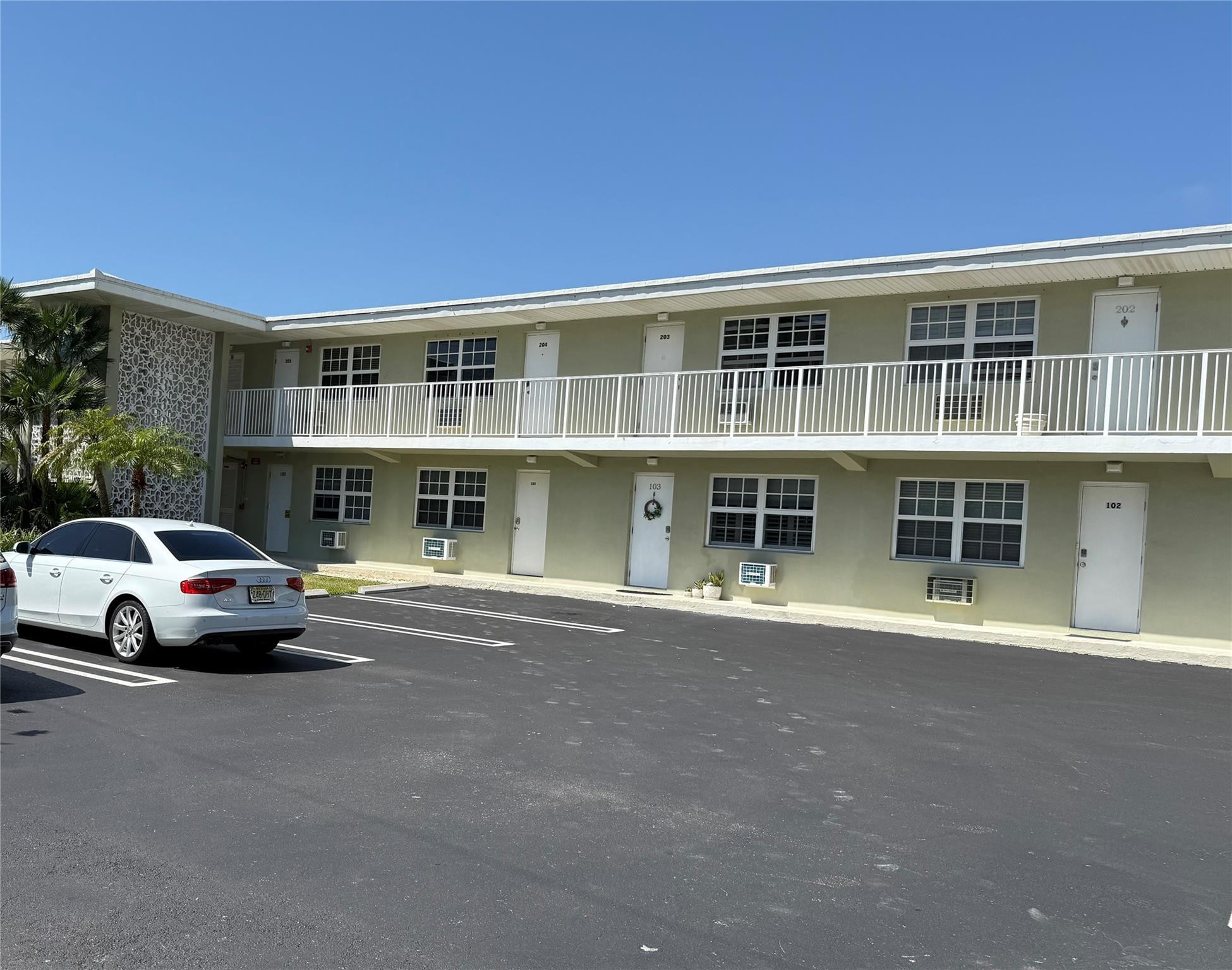 Pompano Beach photo 5