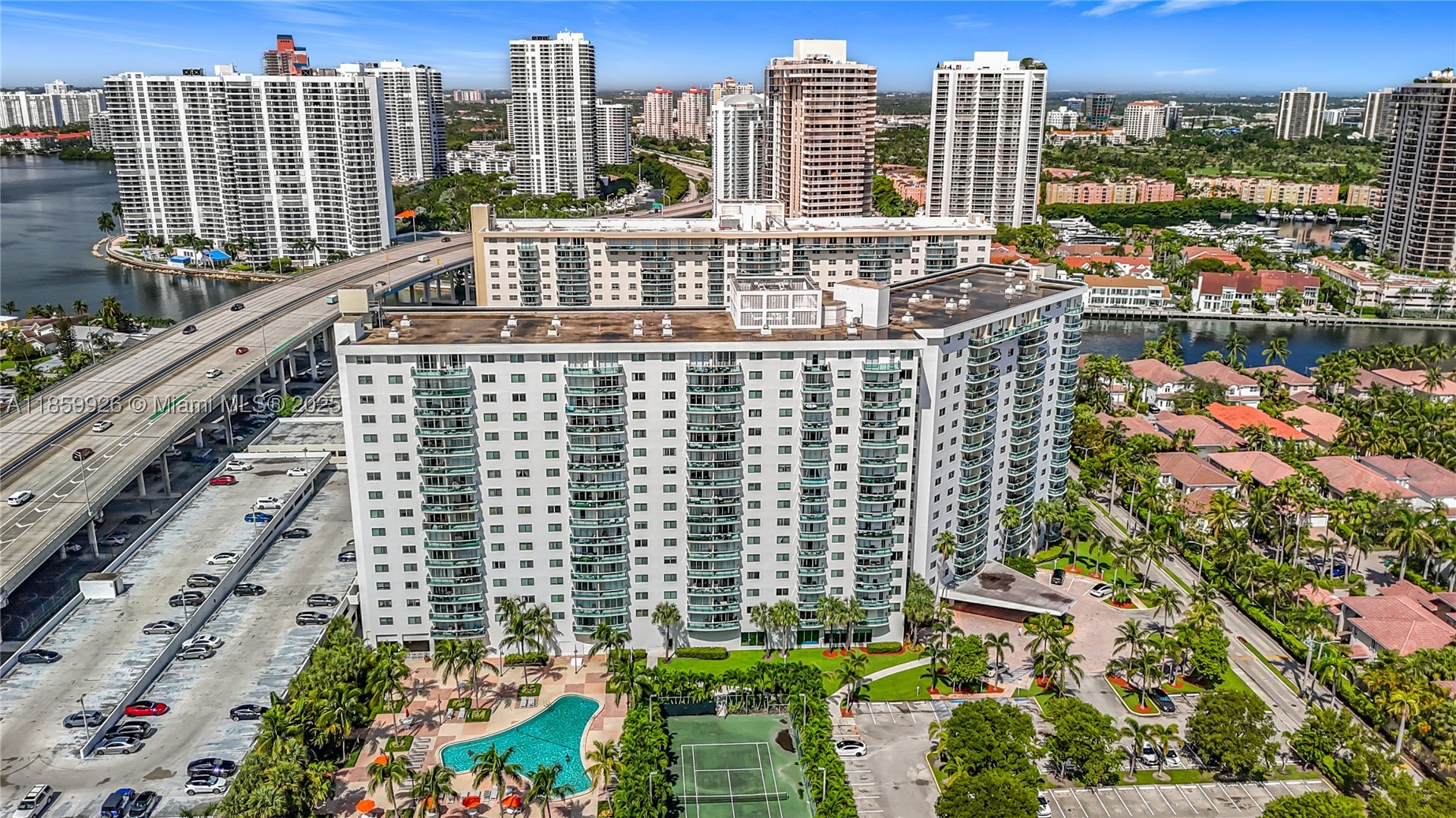Sunny Isles Beach photo 1