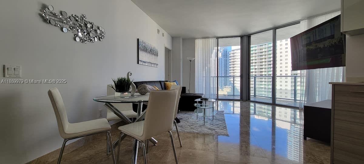 Miami photo 4