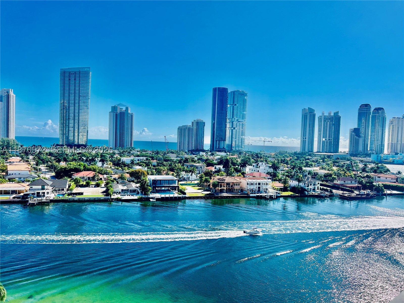 Aventura photo 3