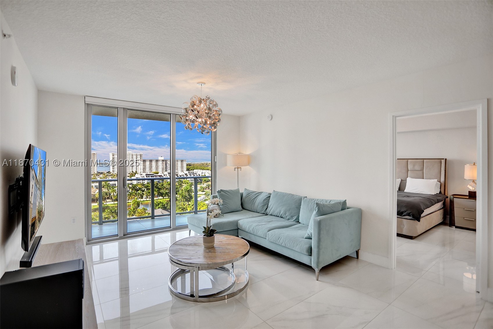 Sunny Isles Beach photo 2