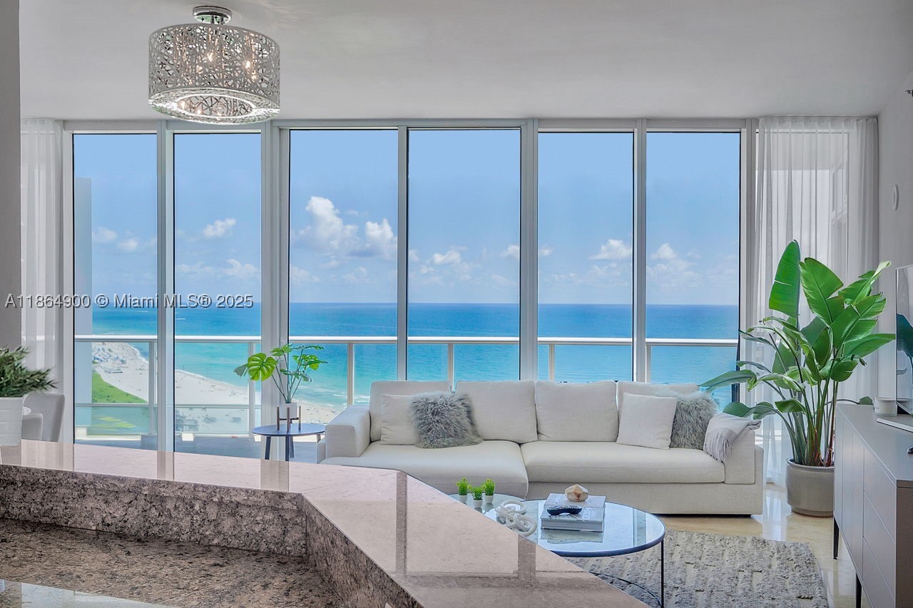 Miami Beach photo 1